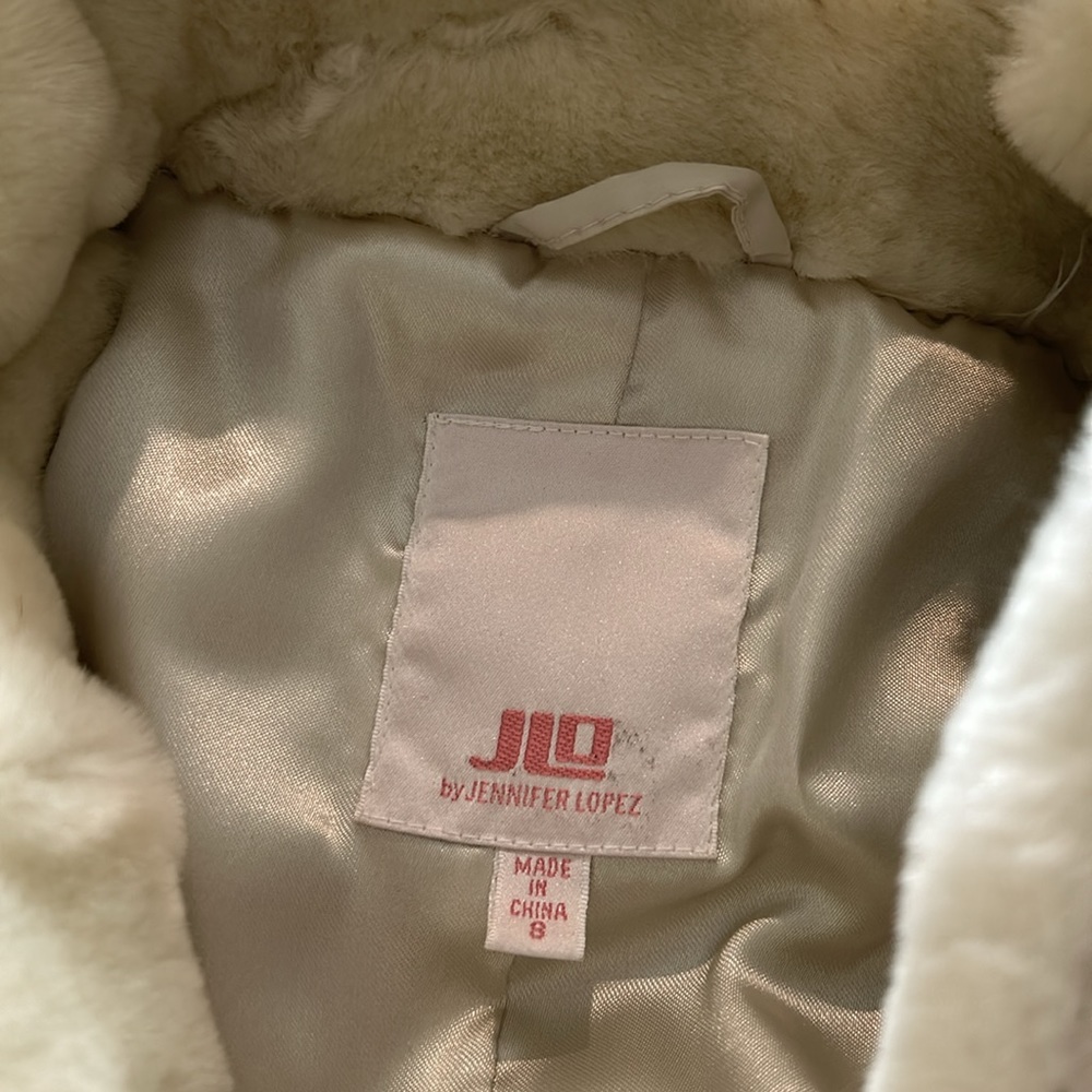 Like New! Long Cream Puffer Coat w/Faux Fur Lined Detachable Hood and Accents - Picture 8 of 9